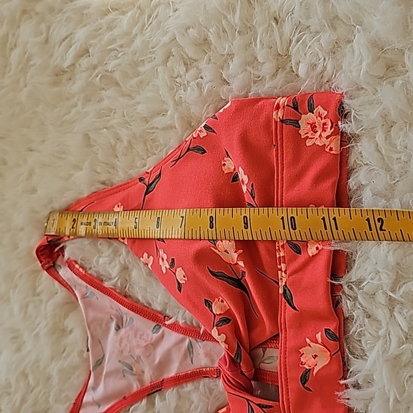 PINK Sport Workout to Swim Twist Front Bra - Size Small - Picture 3 of 10